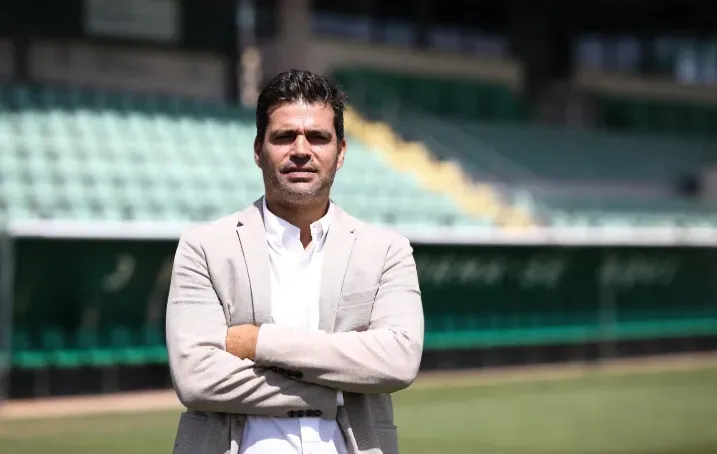 Tiago Fernandes regressa ao Sporting para assumir a equipa B